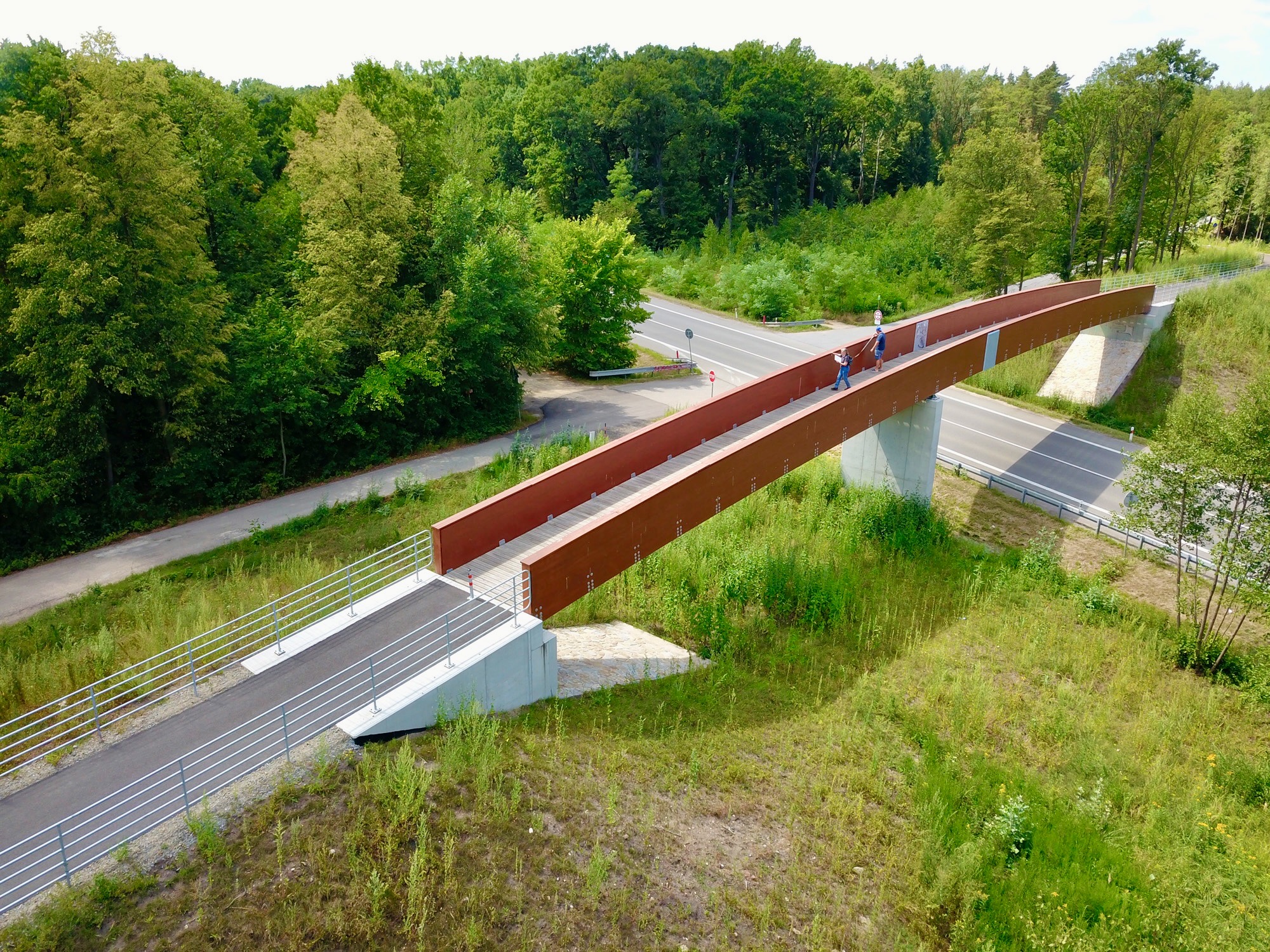 Hodonín – přemostění silnice I/55 – stavba lávky pro cyklisty a chodce - Road and bridge construction