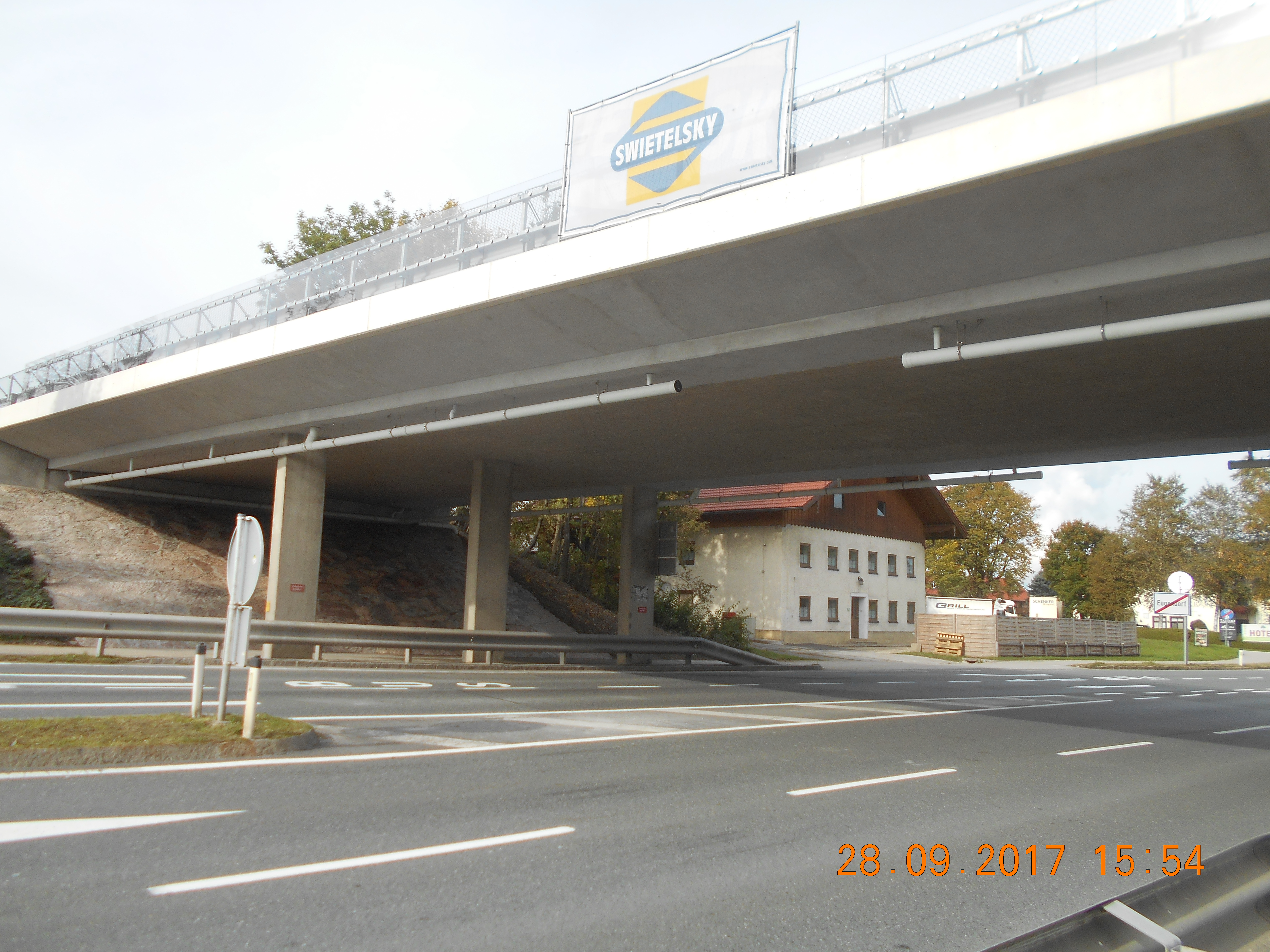 Unterführung B1 Eugendorf - Road and bridge construction