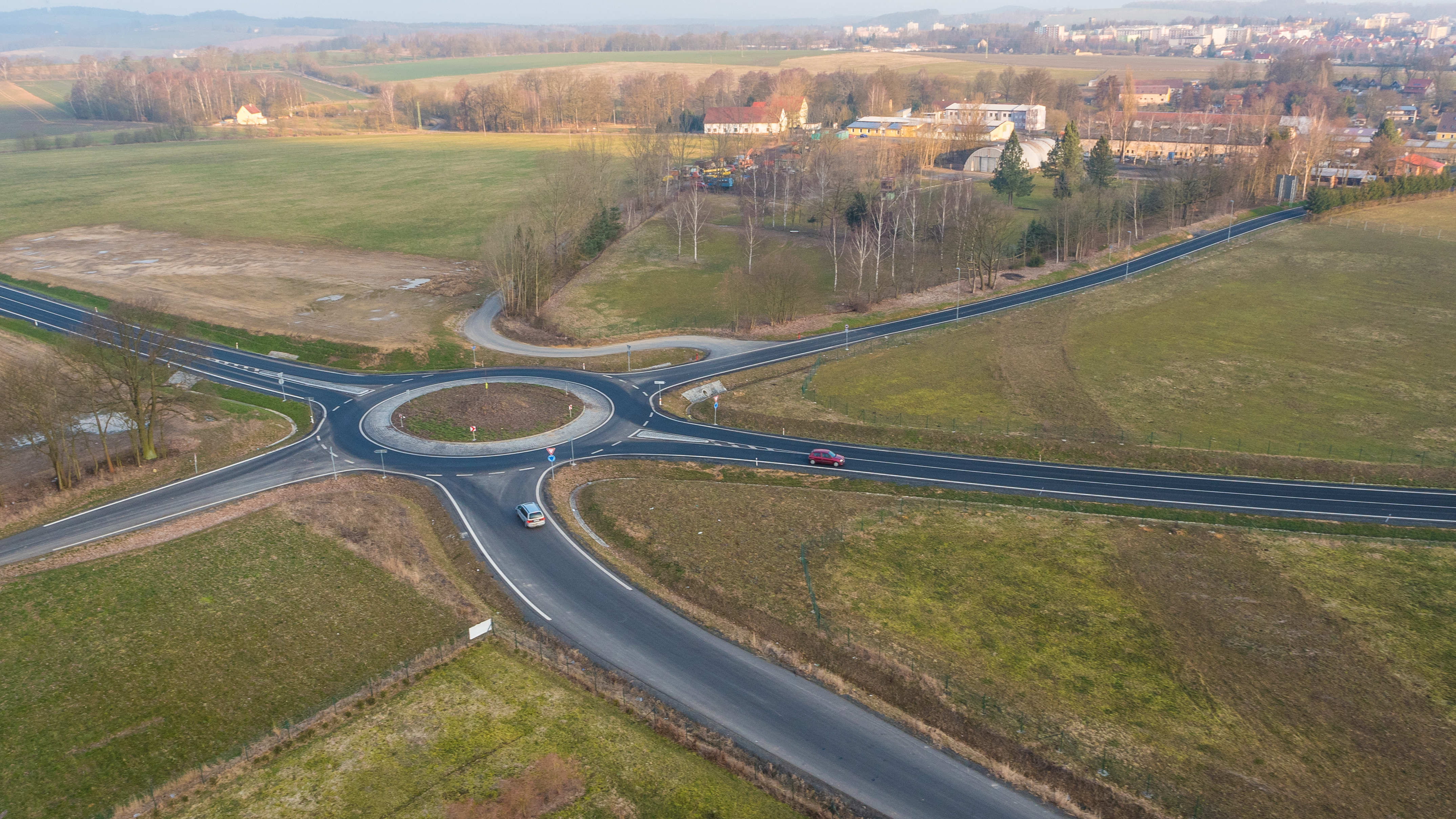 Silnice II/214 – jihovýchodní obchvat Chebu - Road and bridge construction