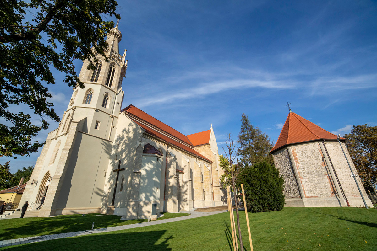 A Sankt Michael templom felújítása, Sopron - Building construction