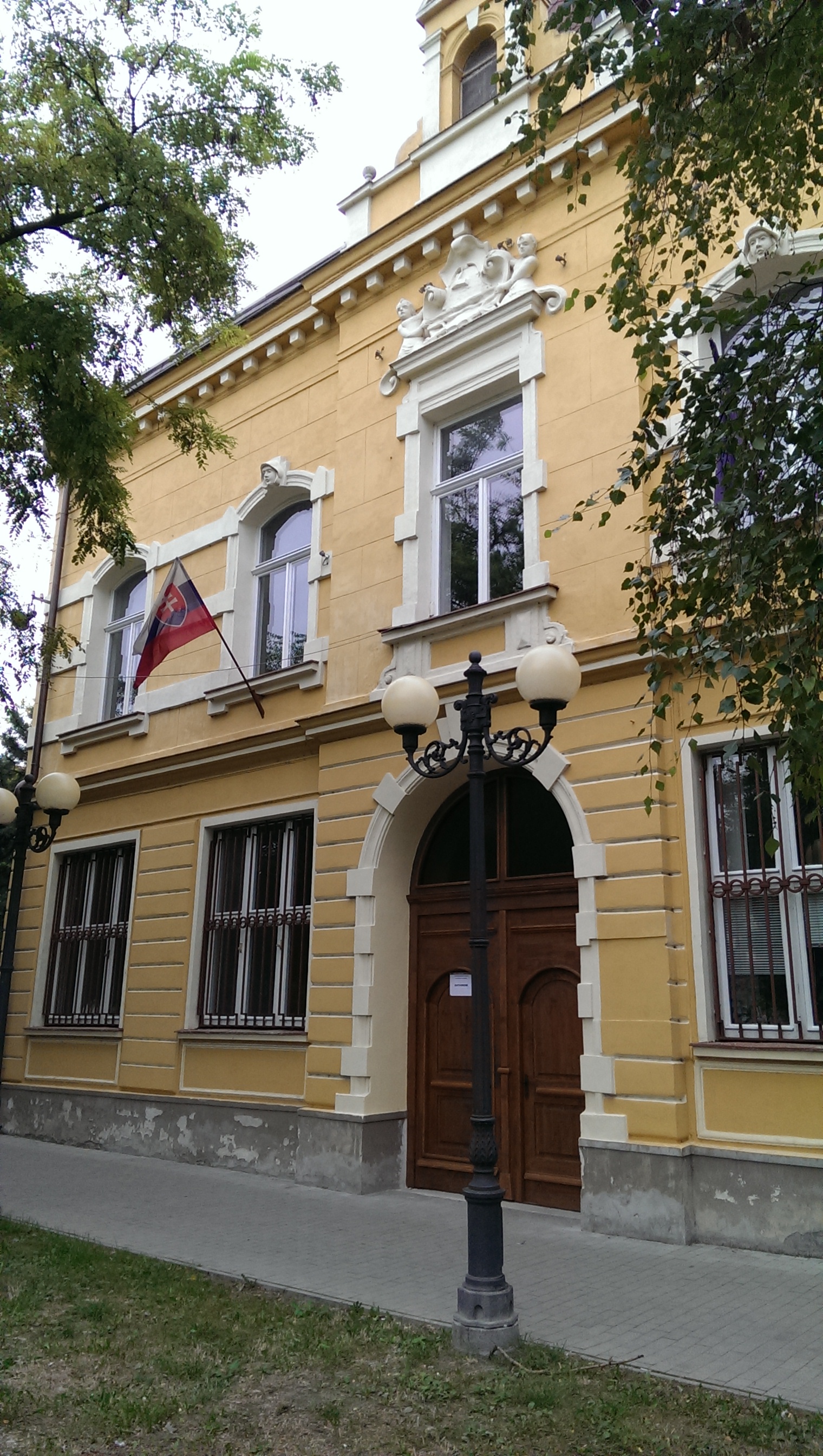 Vlastivedné múzeum v Galante / občianske a administratívne stavby - Building construction