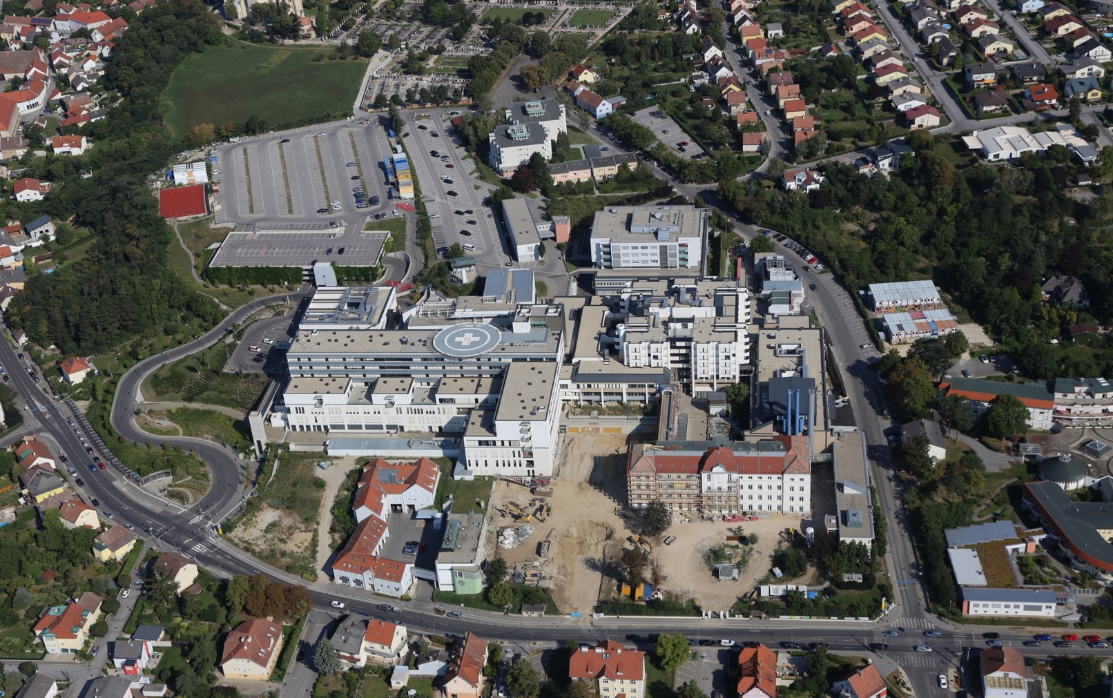 Klinikgebäude, Mistelbach - Building construction