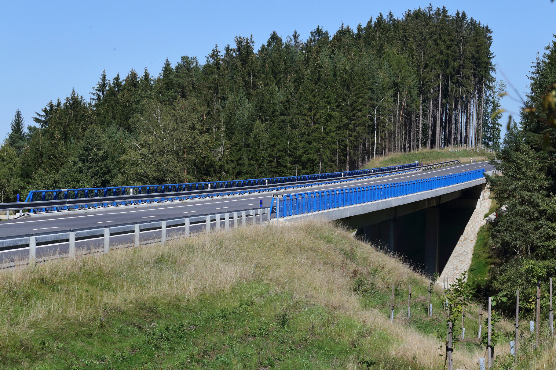 Silnice I/34 – výstavba úseku Ondřejov–Božejov–Pelhřimov - Road and bridge construction