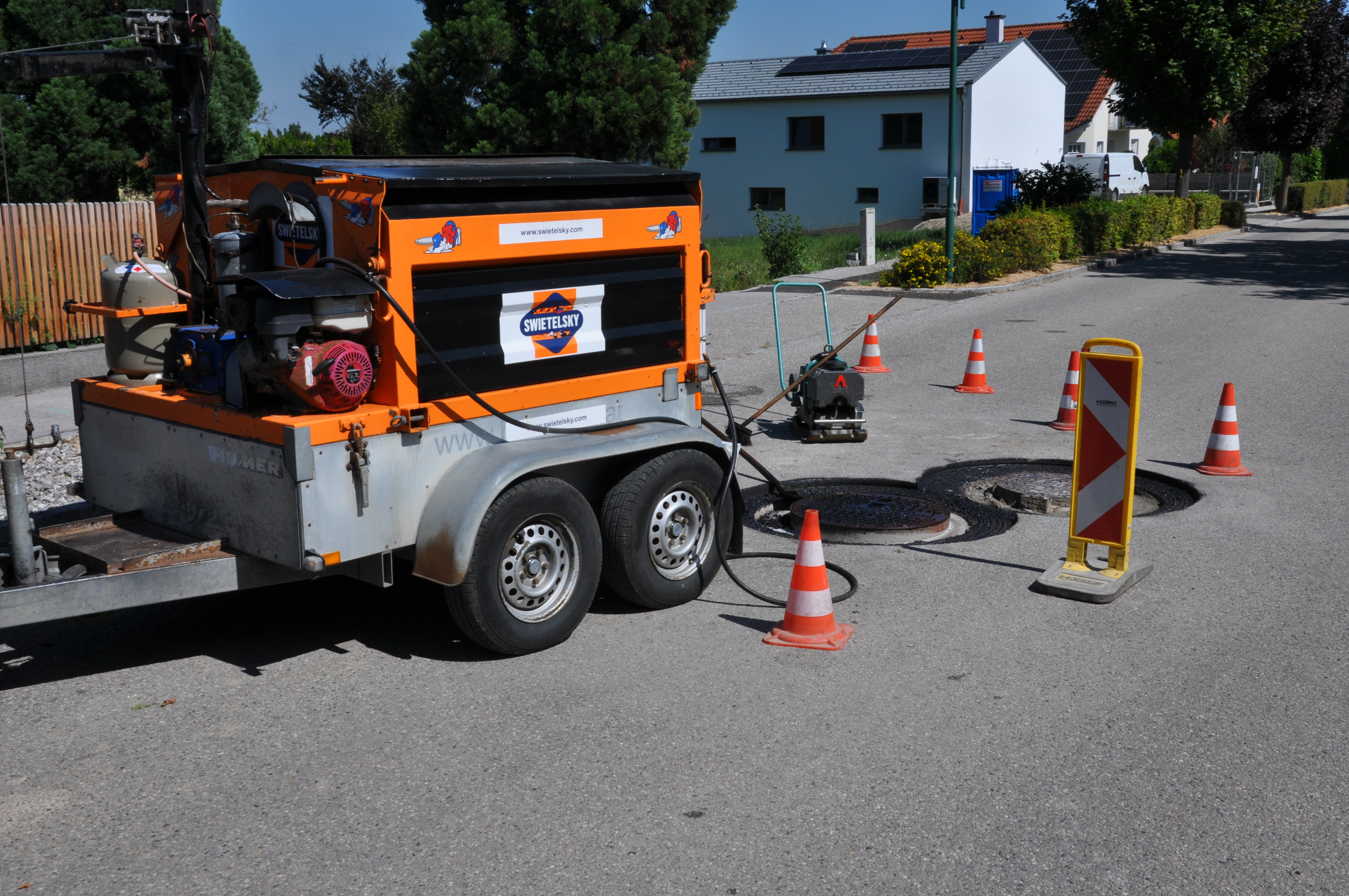 Schachtdeckel sanieren, heben und angleichen - Specialty competency