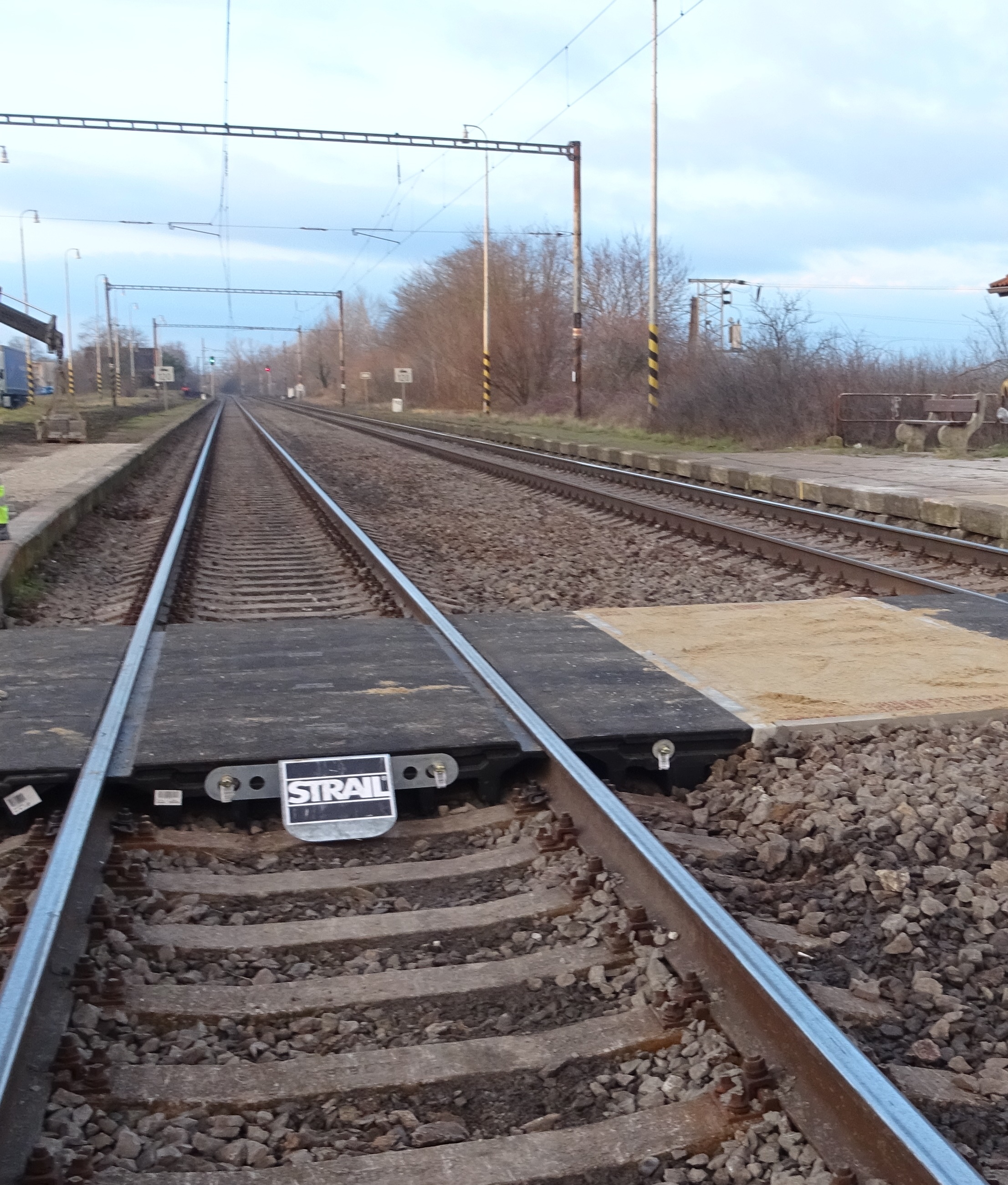 Traťový úsek Kúty - št. hr. SR/ČR, PZZ v km 71,711 - Railway construction