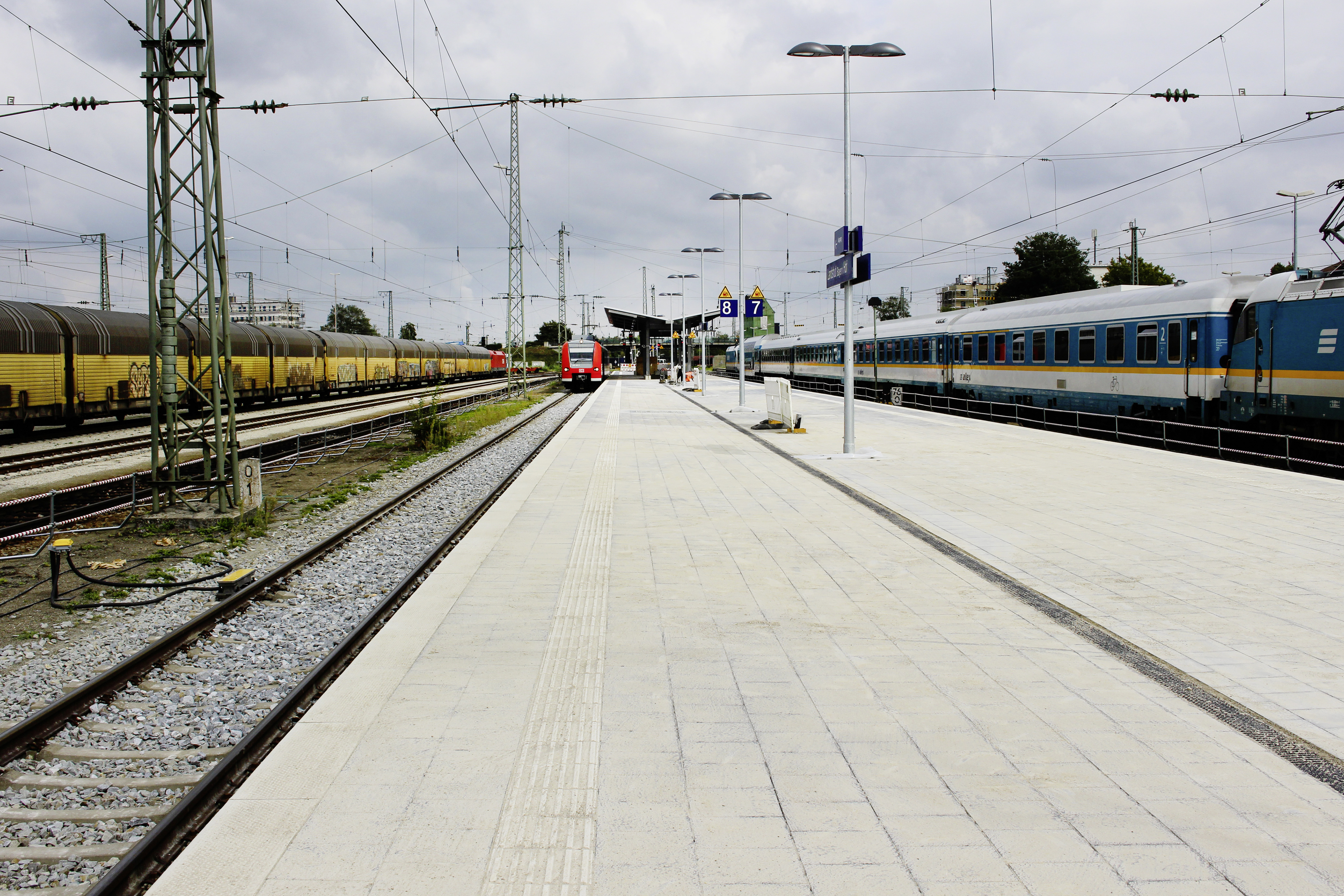 Bahnsteig, Landshut - Civil engineering