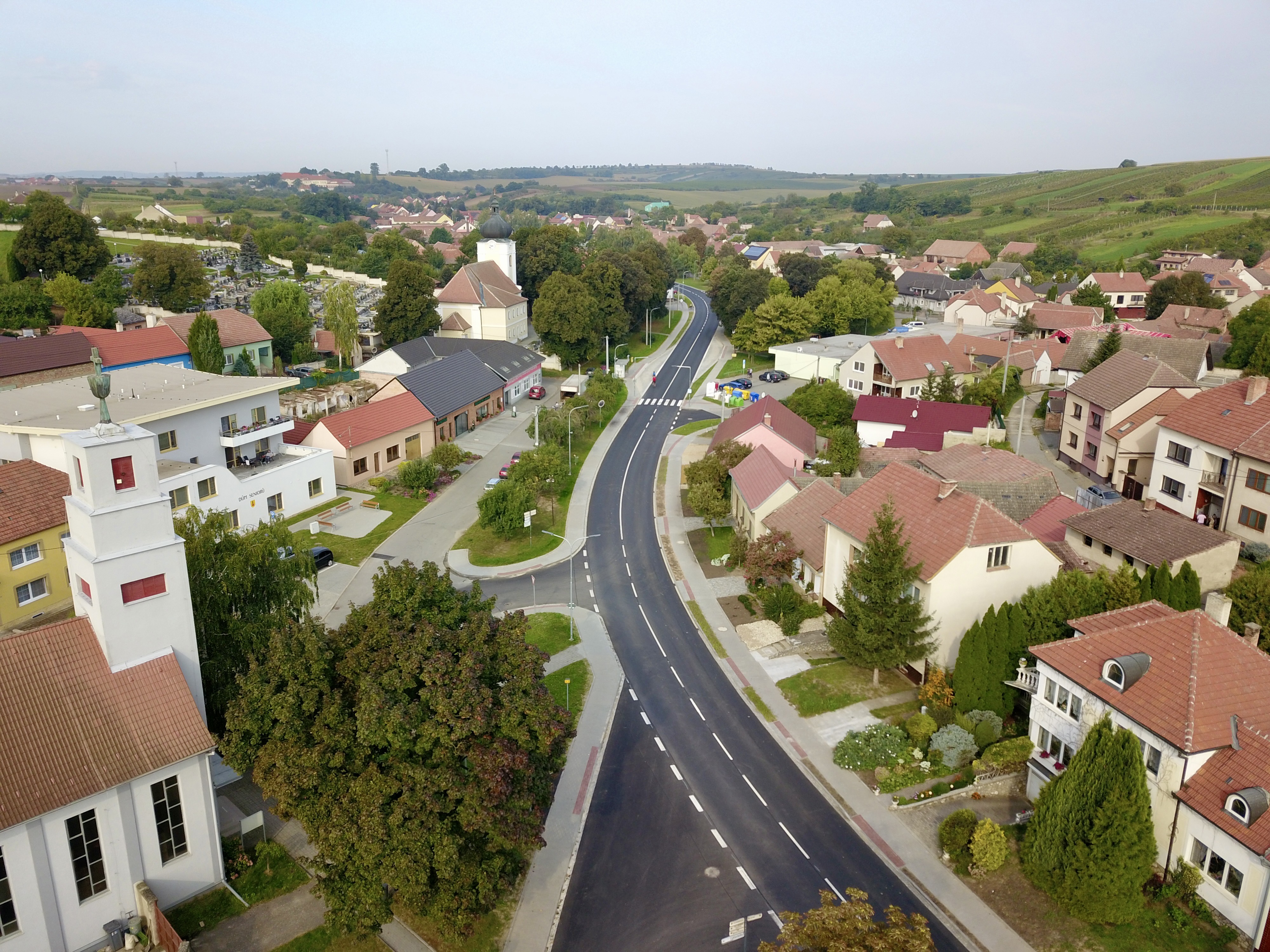 Silnice II/422 –  rekonstrukce úseku Svatobořice-Mistřín – křižovatka se silnicí II/380 - Road and bridge construction