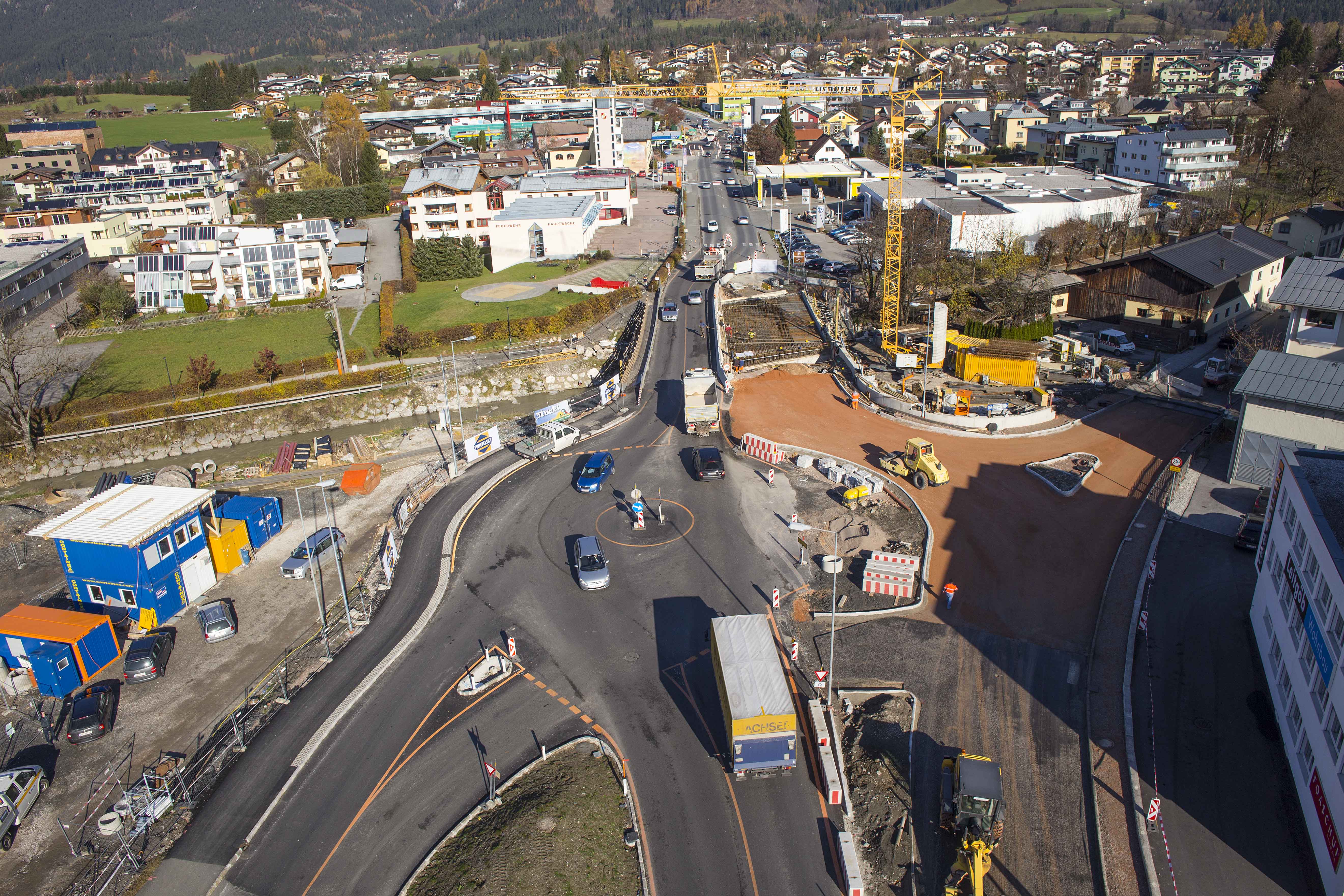 B-311 Ortsdurchfahrt Saalfelden - Road and bridge construction