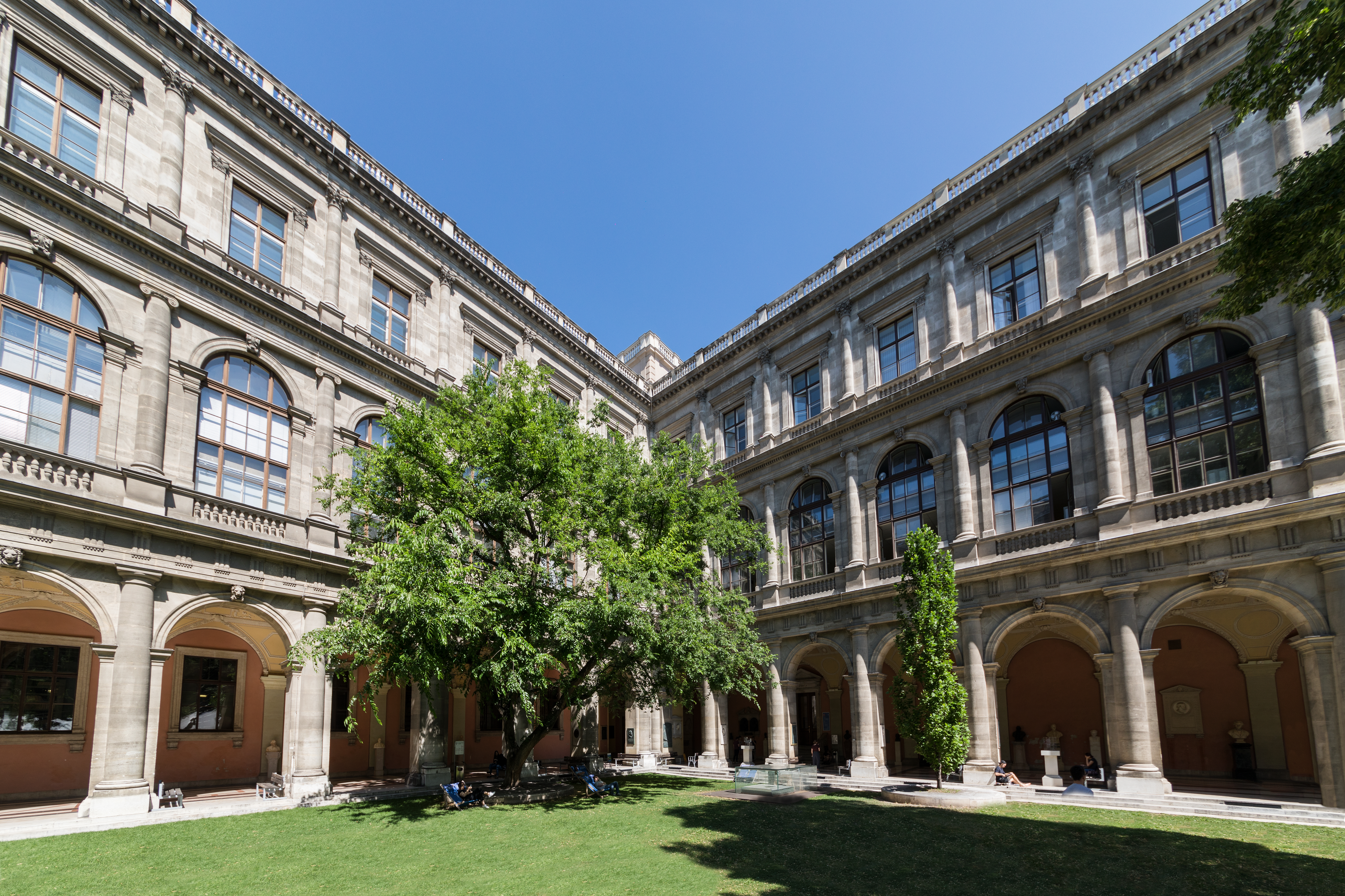 Universität Wien - Building construction