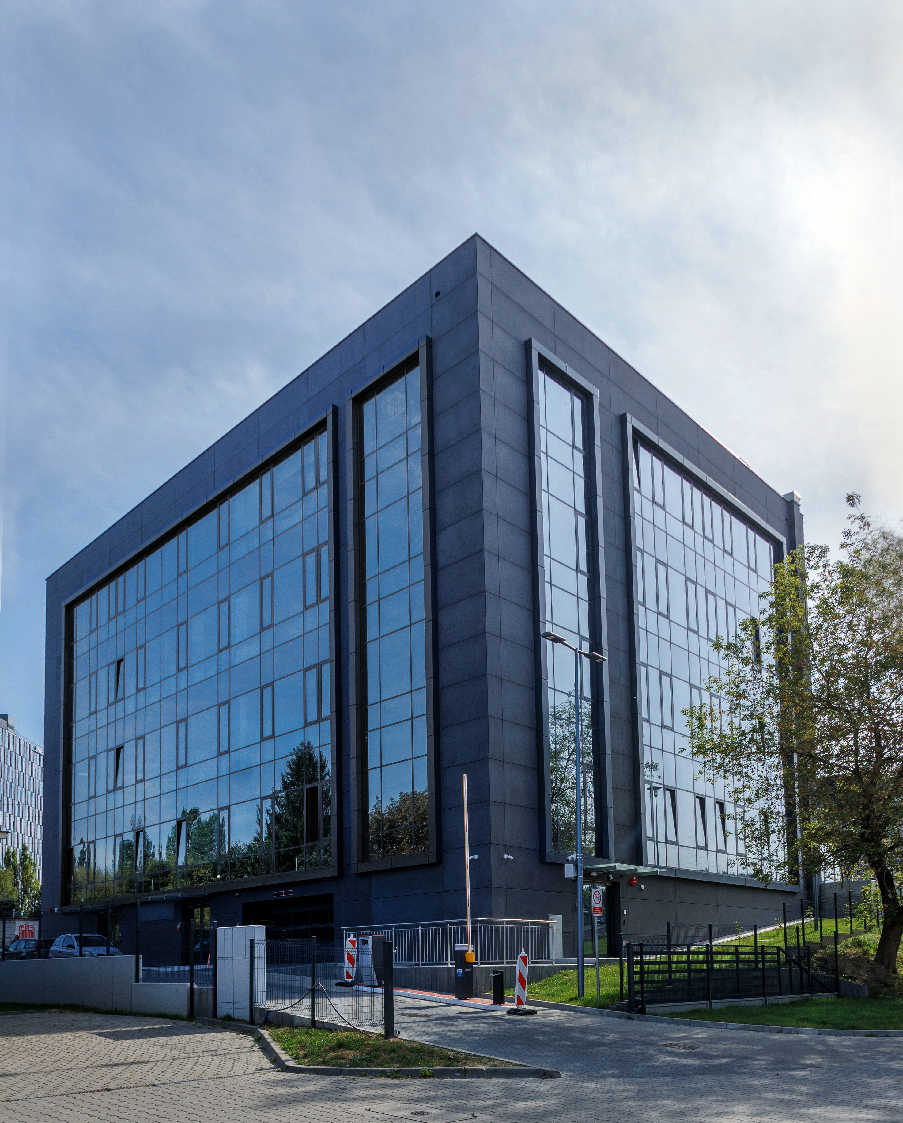Przebudowa Wojewódzkiego Ośrodka Medycyny Pracy w Lublinie - Building construction