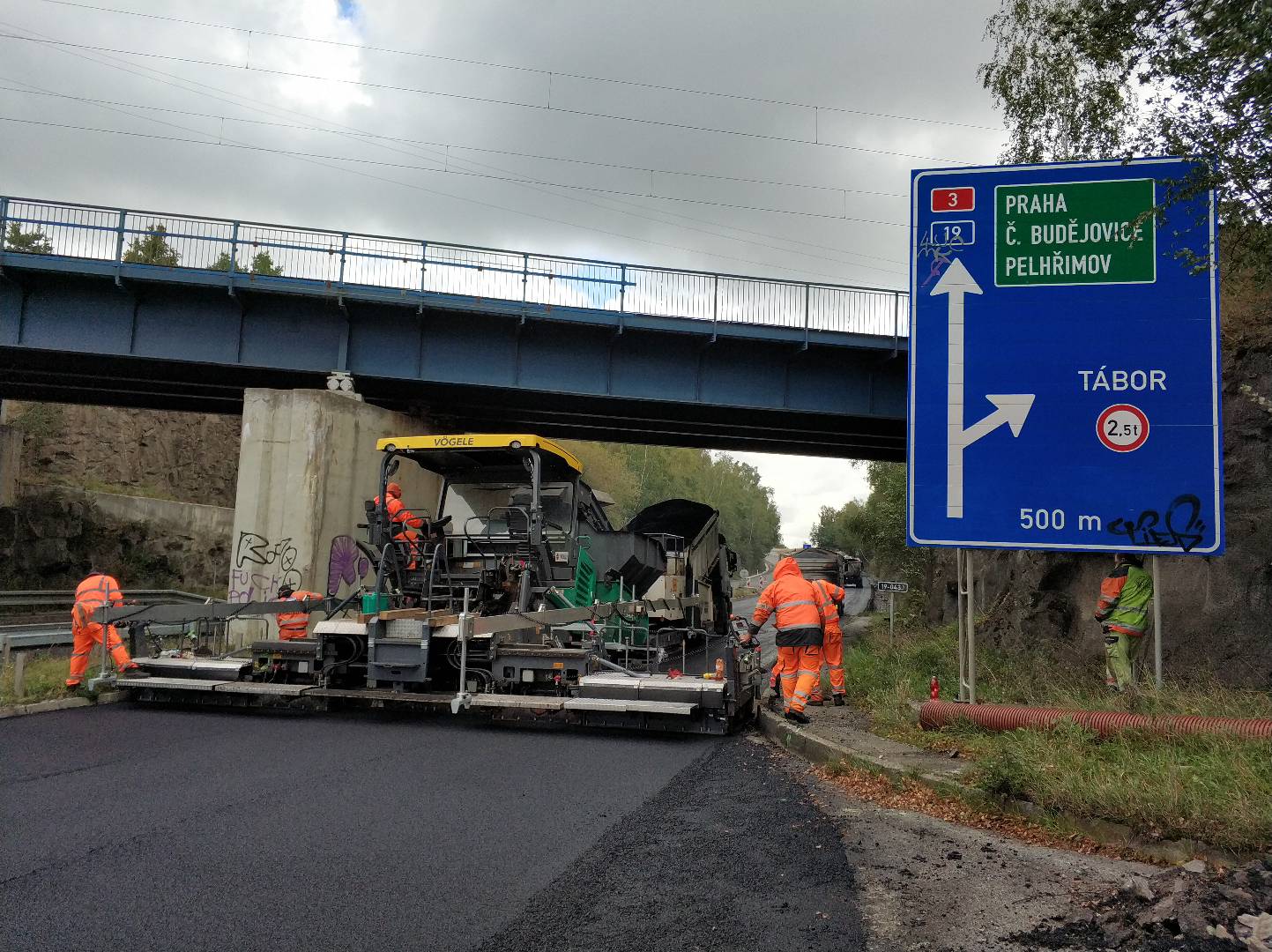 Silnice I/19, Tábor – rekonstrukce mimoúrovňové křižovatky s dálnicí D3 - Road and bridge construction