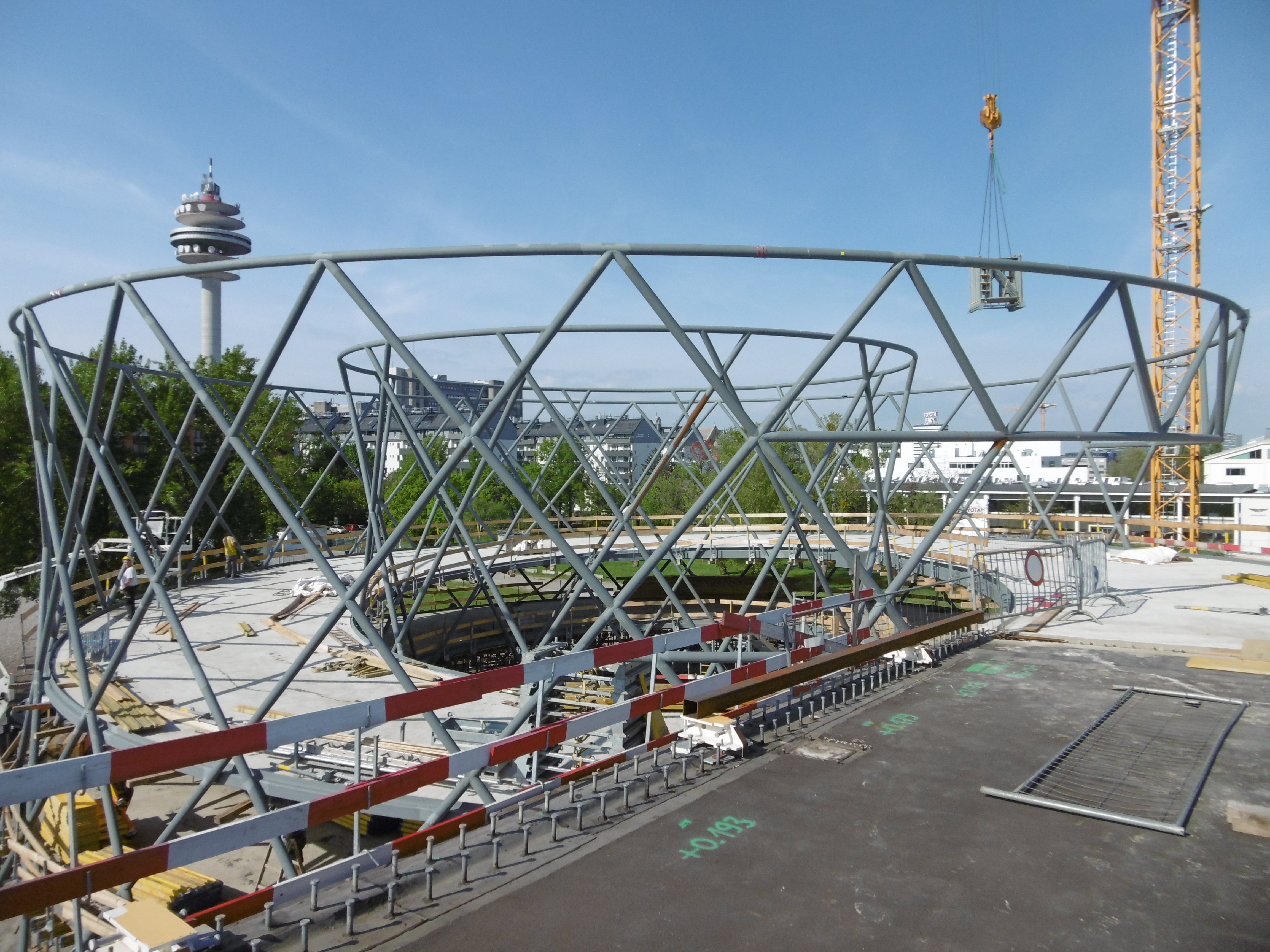 Südbahnhofbrücke Rampe Nord & Wendel - Building construction