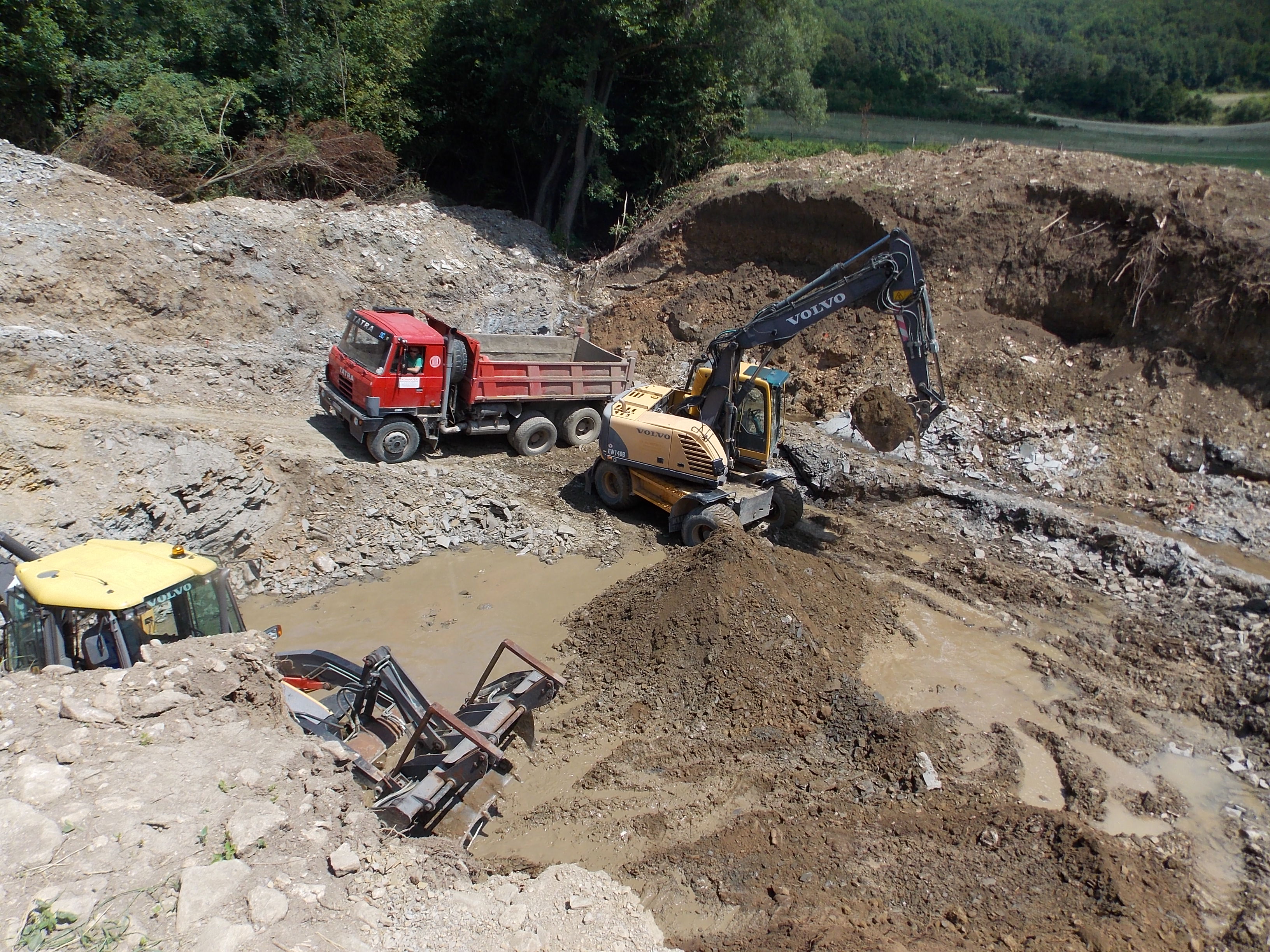 Opatrenie na prítokoch Handlovky – potok Horeňovo - Civil engineering