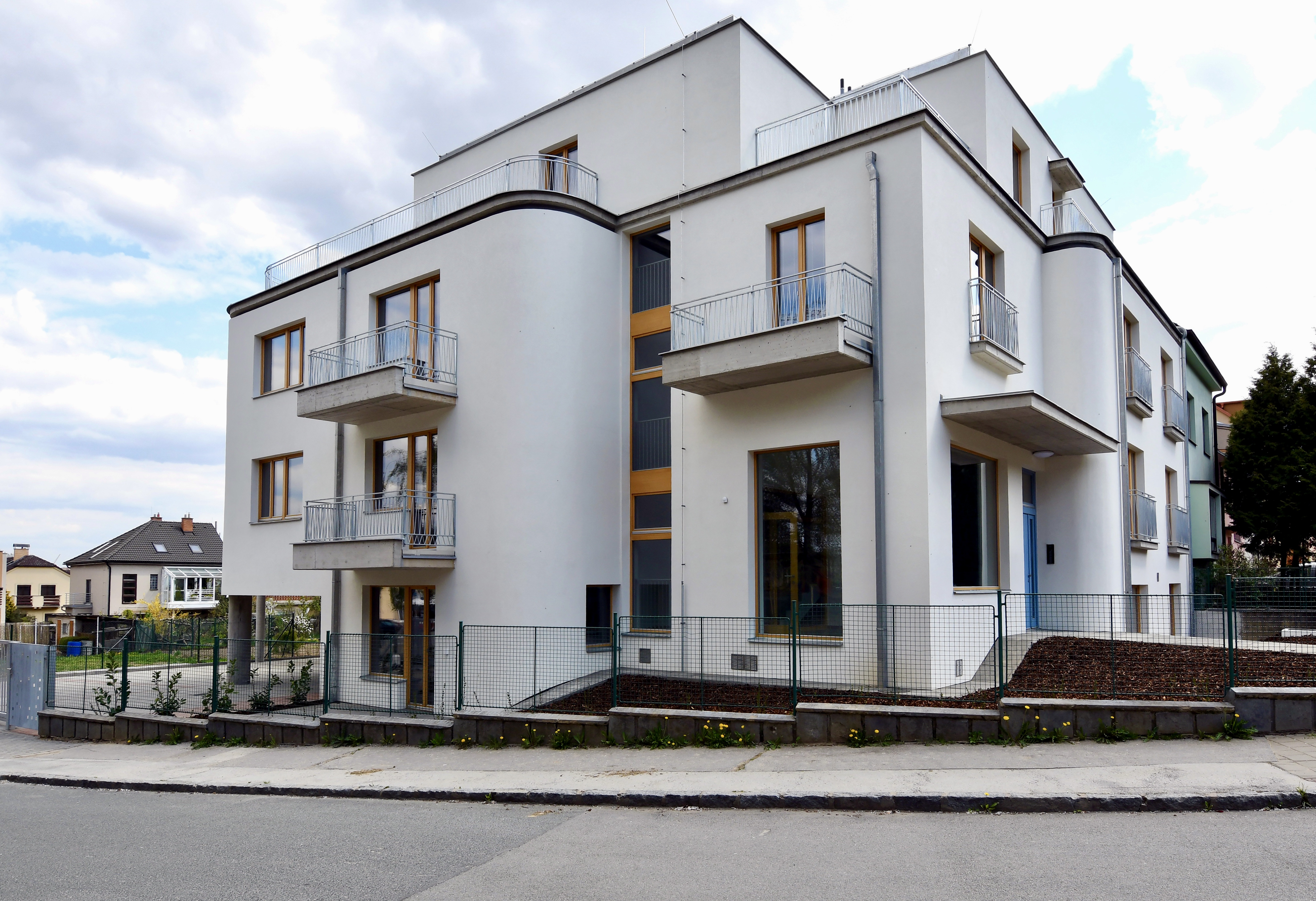 Brno-Jundrov – rekonstrukce bytového domu - Building construction