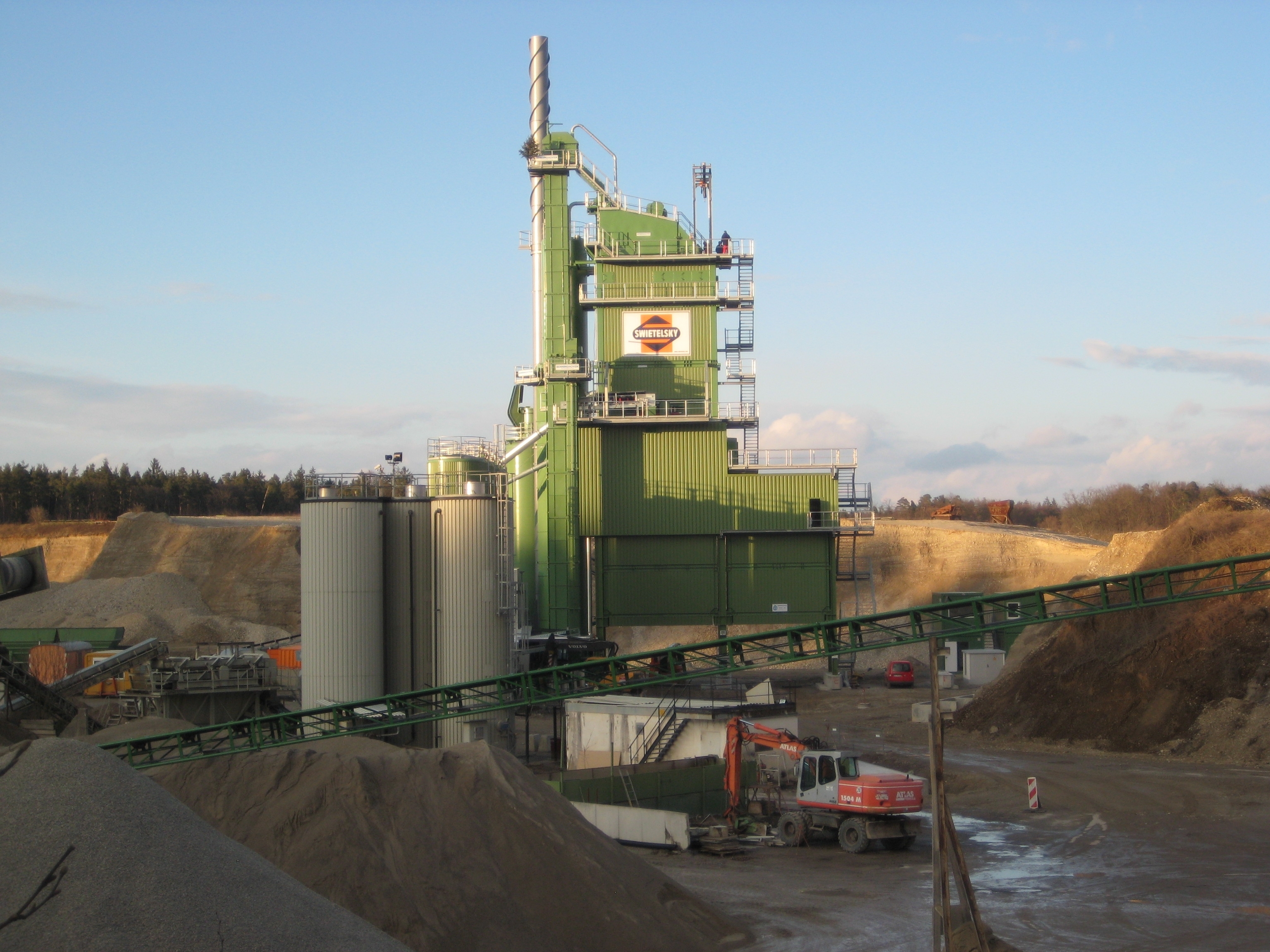 Asphaltmischanlage Emmerting - Road and bridge construction