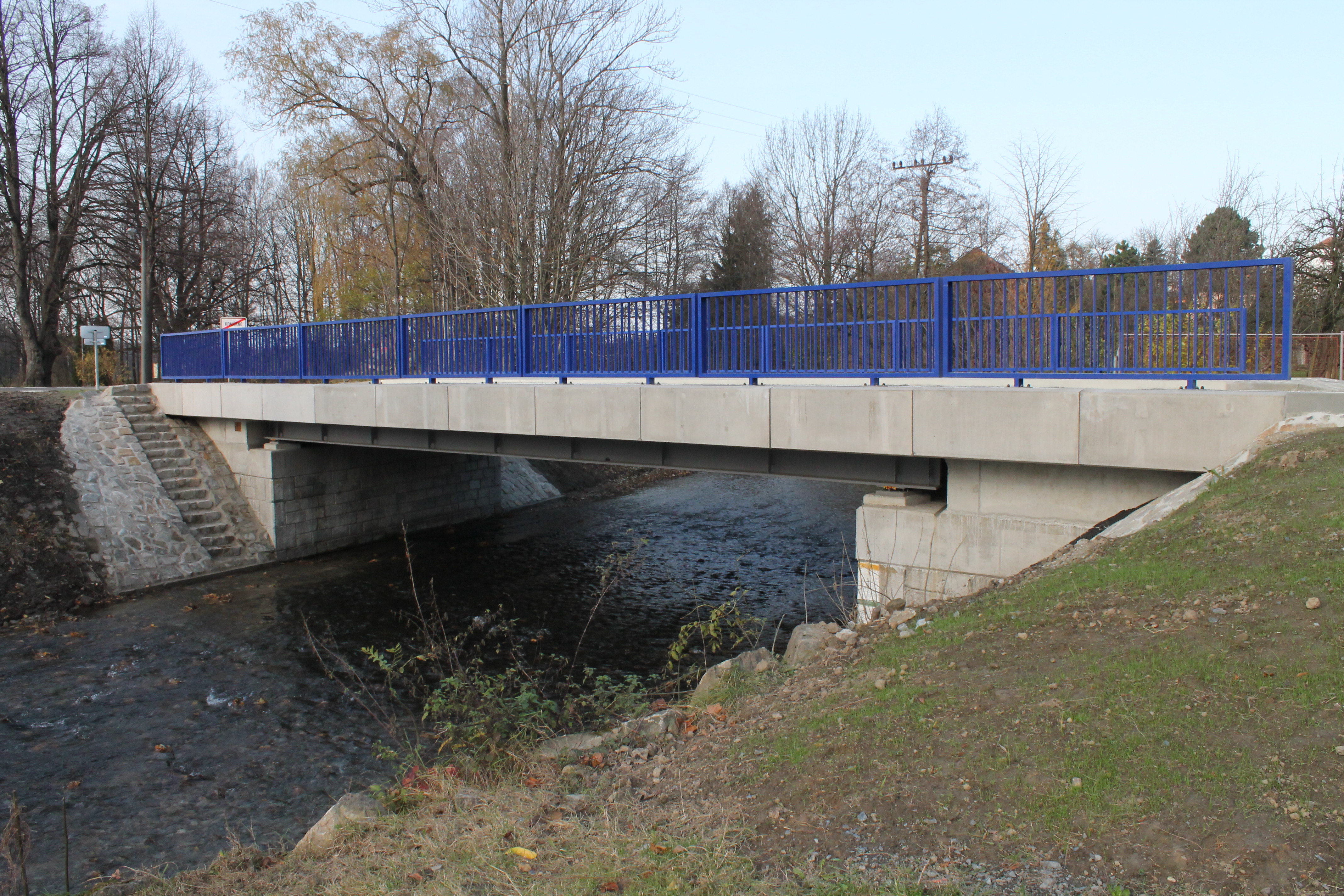 II/150 Komárno - hranice okresů KM/VS - Road and bridge construction