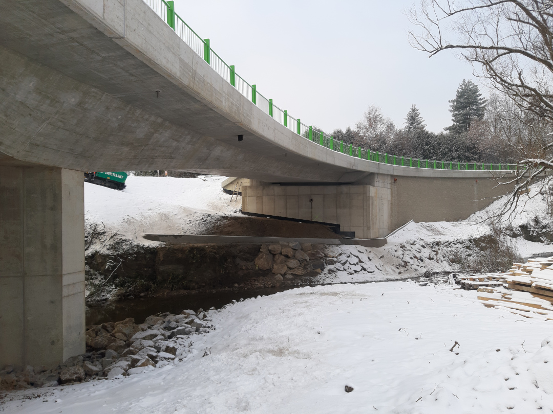 Silnice III/1354 – most přes říčku Smutná na úseku Bechyně–Radětice  - Road and bridge construction