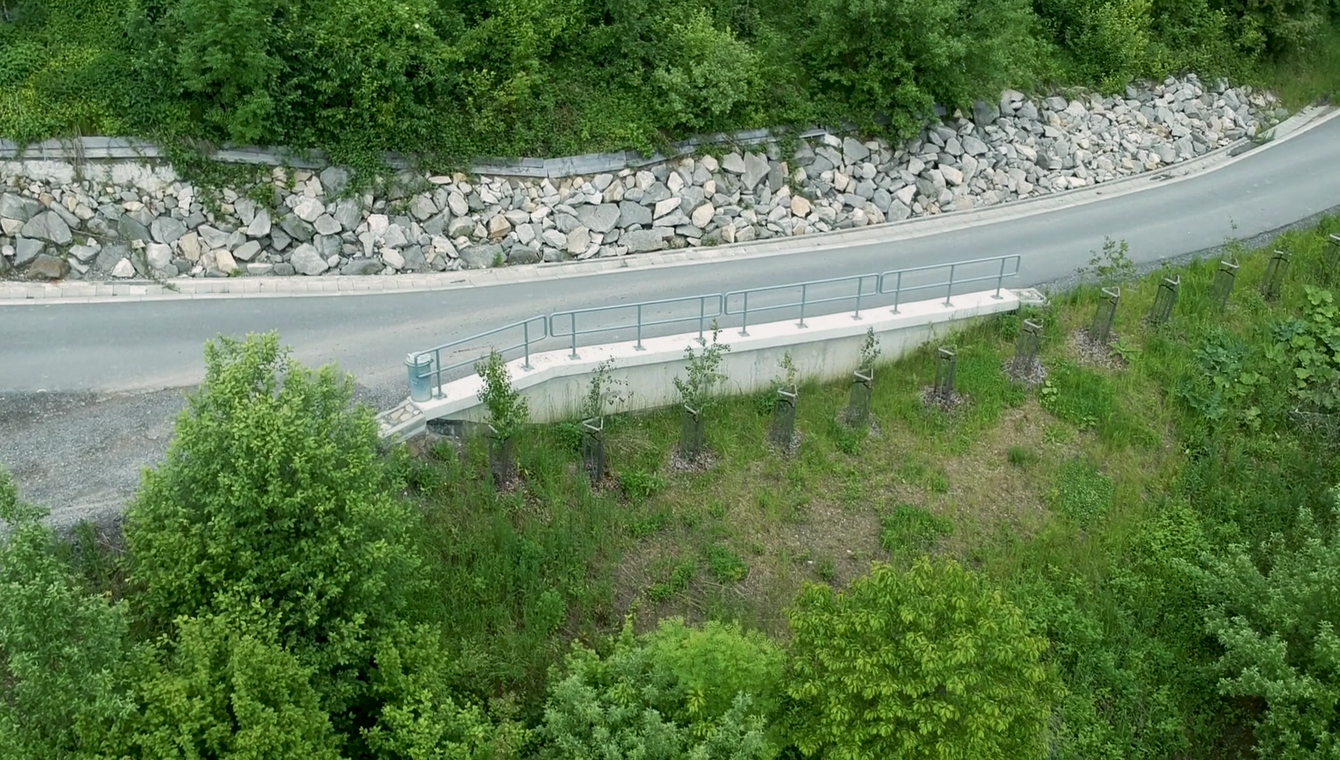 Vsetín – sanace svahu Ohýřov II - Road and bridge construction