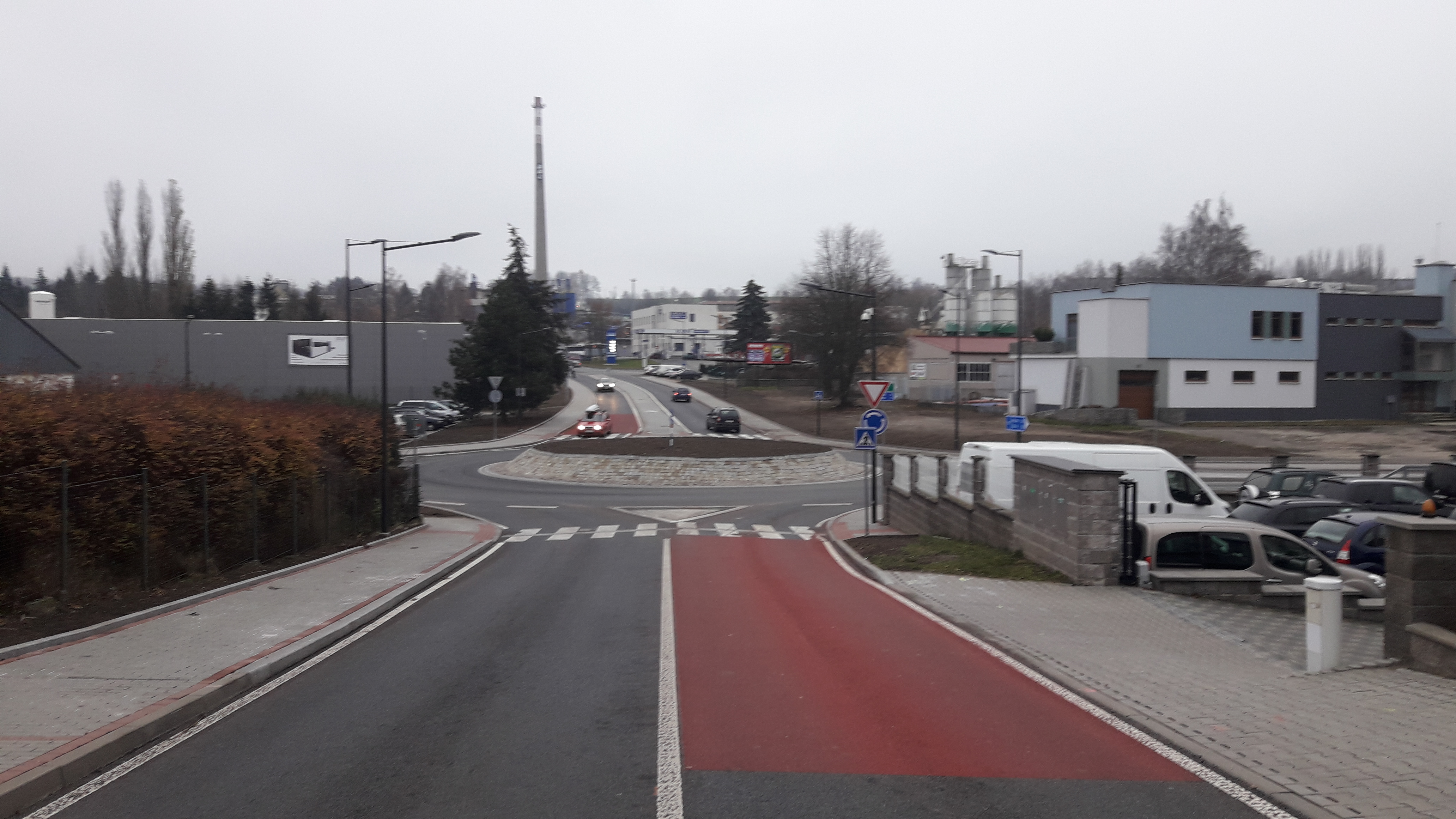 Humpolec – výstavba okružní křižovatky - Road and bridge construction