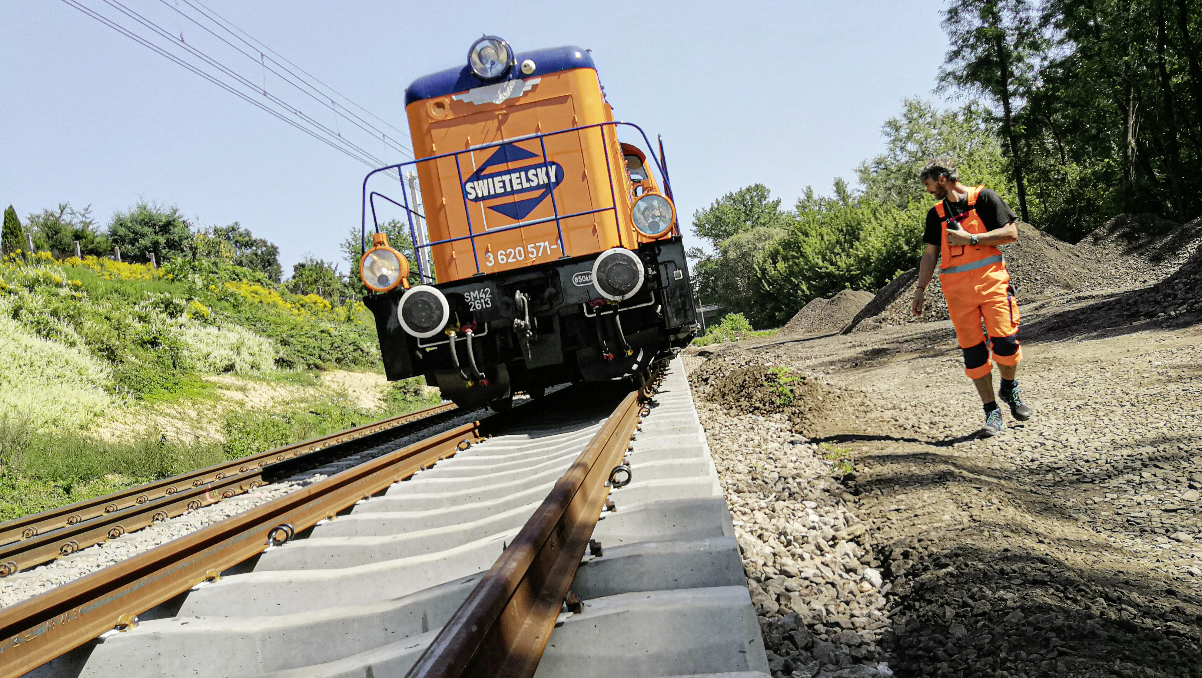 Prace budowlane na torze kolejowym, Railway 95 - Railway construction