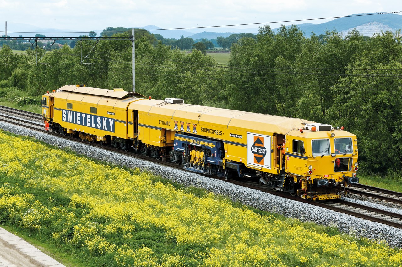 Pokládka kolejí, Olomouc - Railway construction Pokládka kolejí, Olomouc - Railway construction