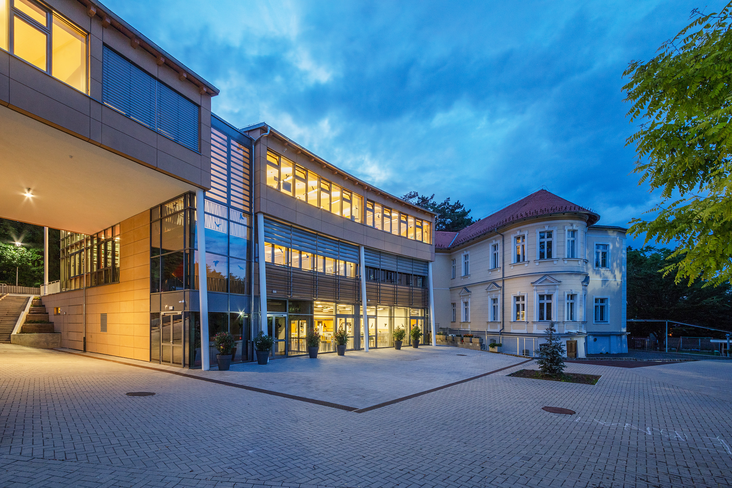 Német Iskola bővítése  - Building construction