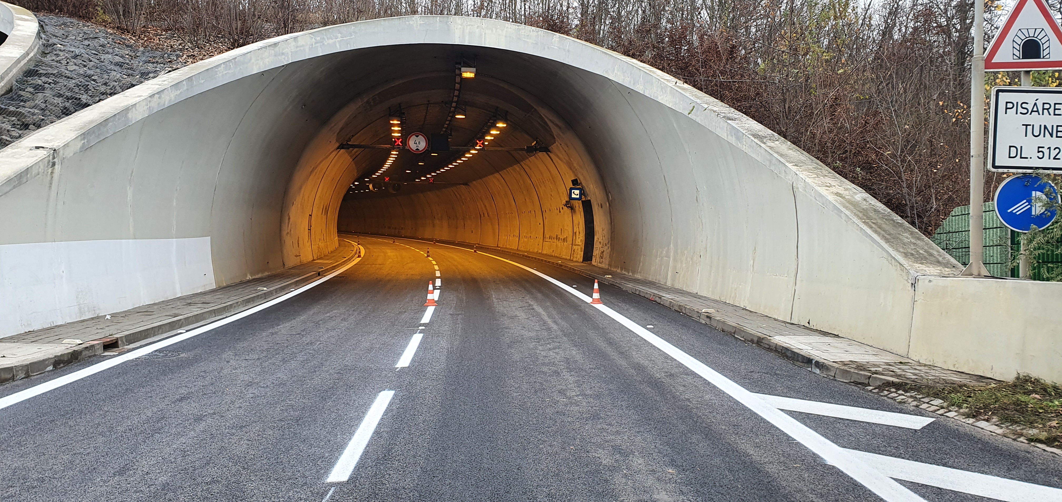 Silnice I/23 – rekonstrukce Pisáreckého tunelu - Road and bridge construction