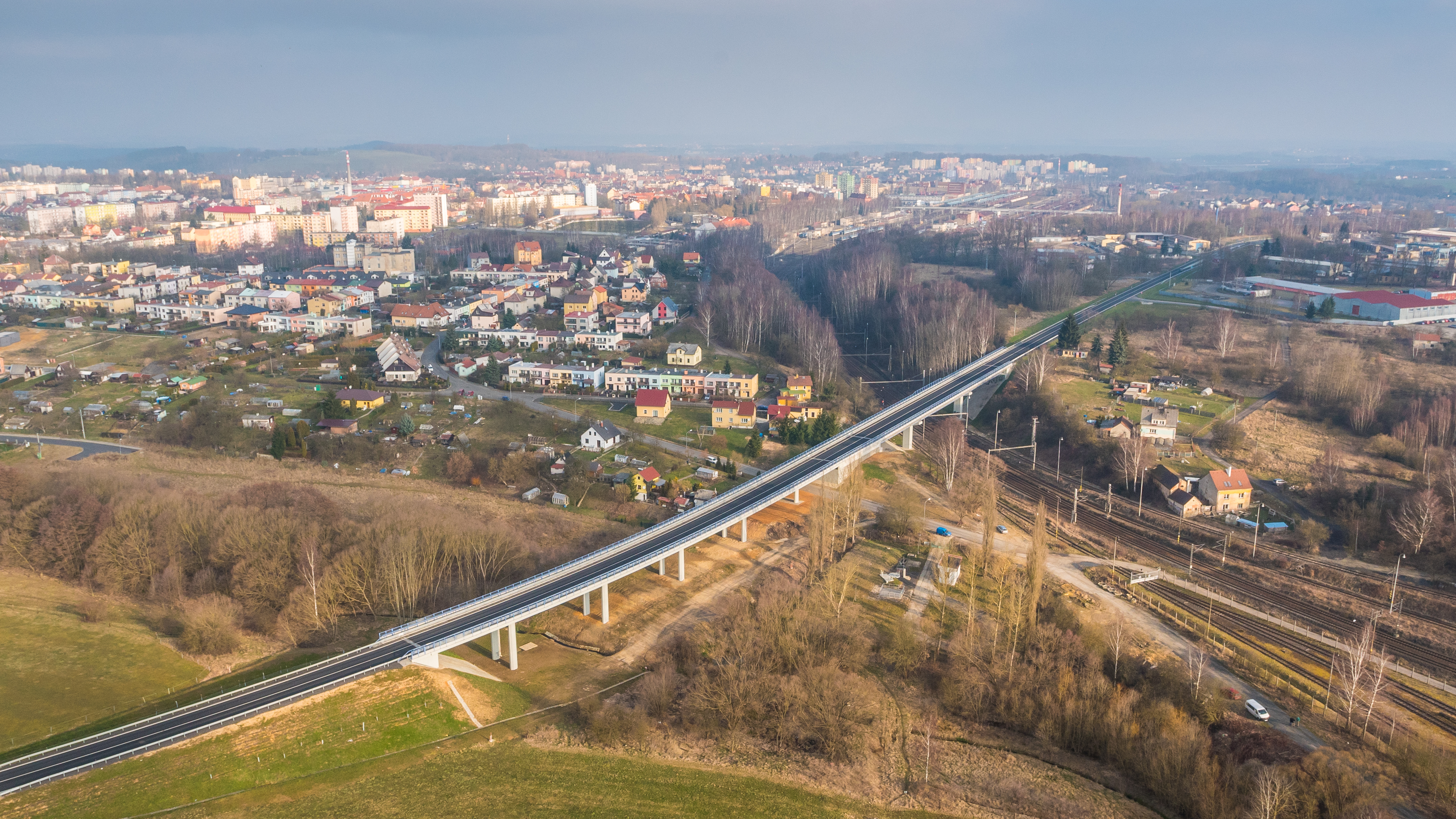 Silnice II/214 – jihovýchodní obchvat Chebu - Road and bridge construction