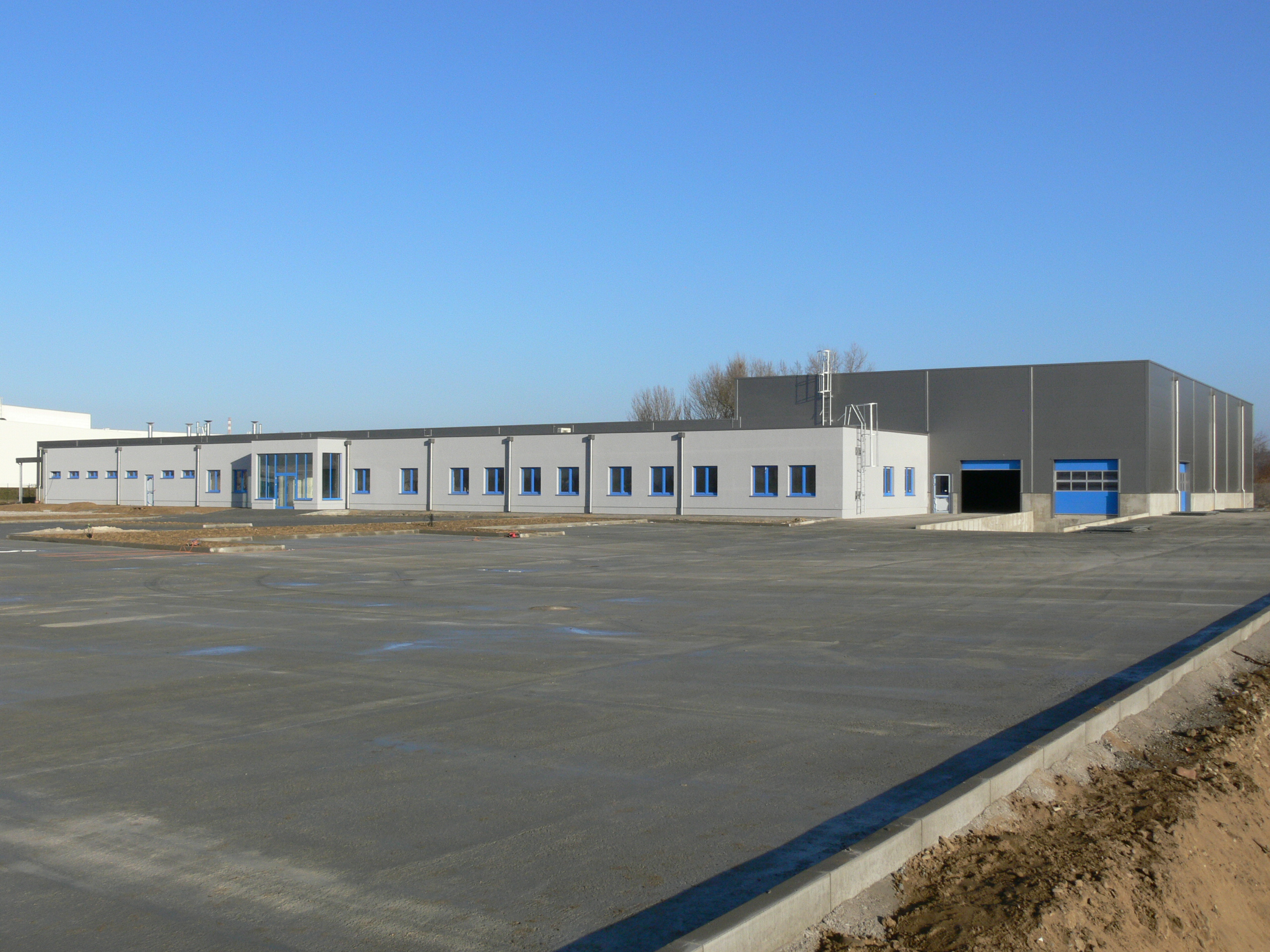 AKAtech Hlohovec BT2 / priemyselné a energetické stavby - Building construction
