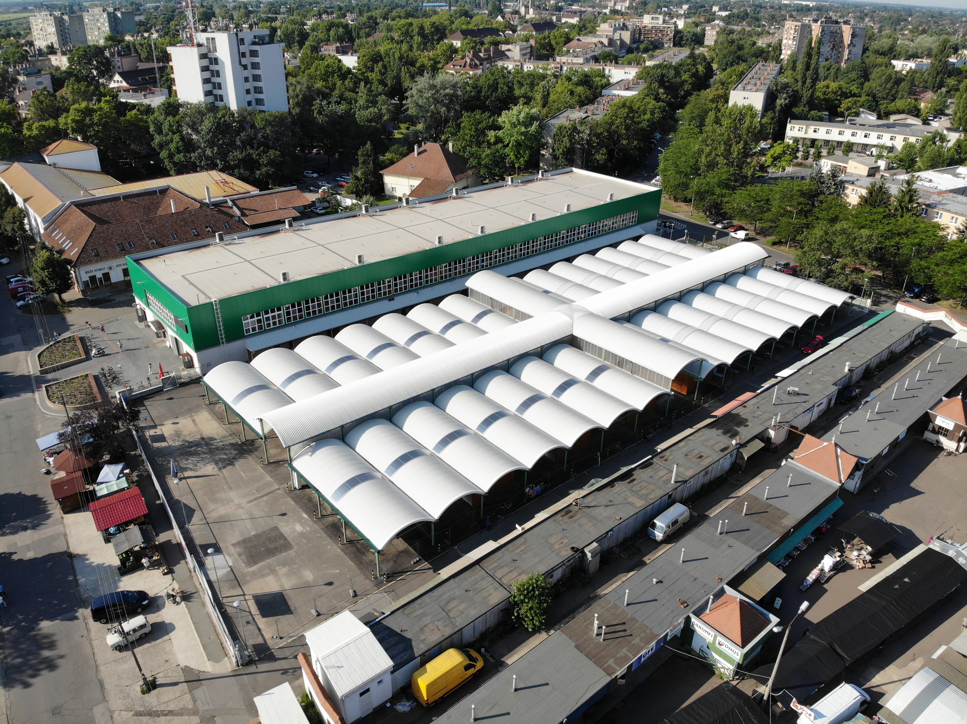 Piac felújítása, Békéscsaba - Building construction