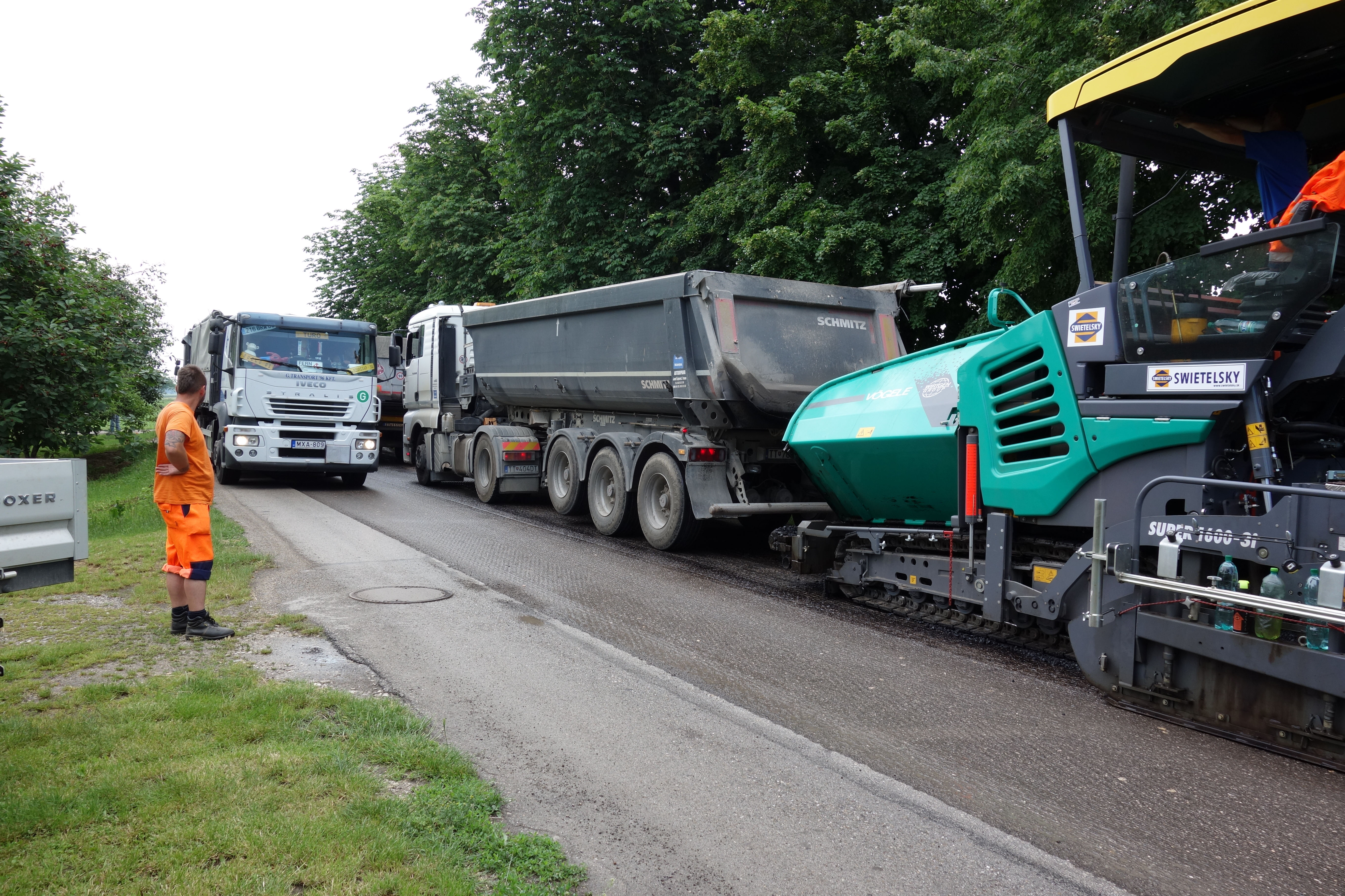 Rekonštrukcia cesty Kráľov Brod - Road and bridge construction