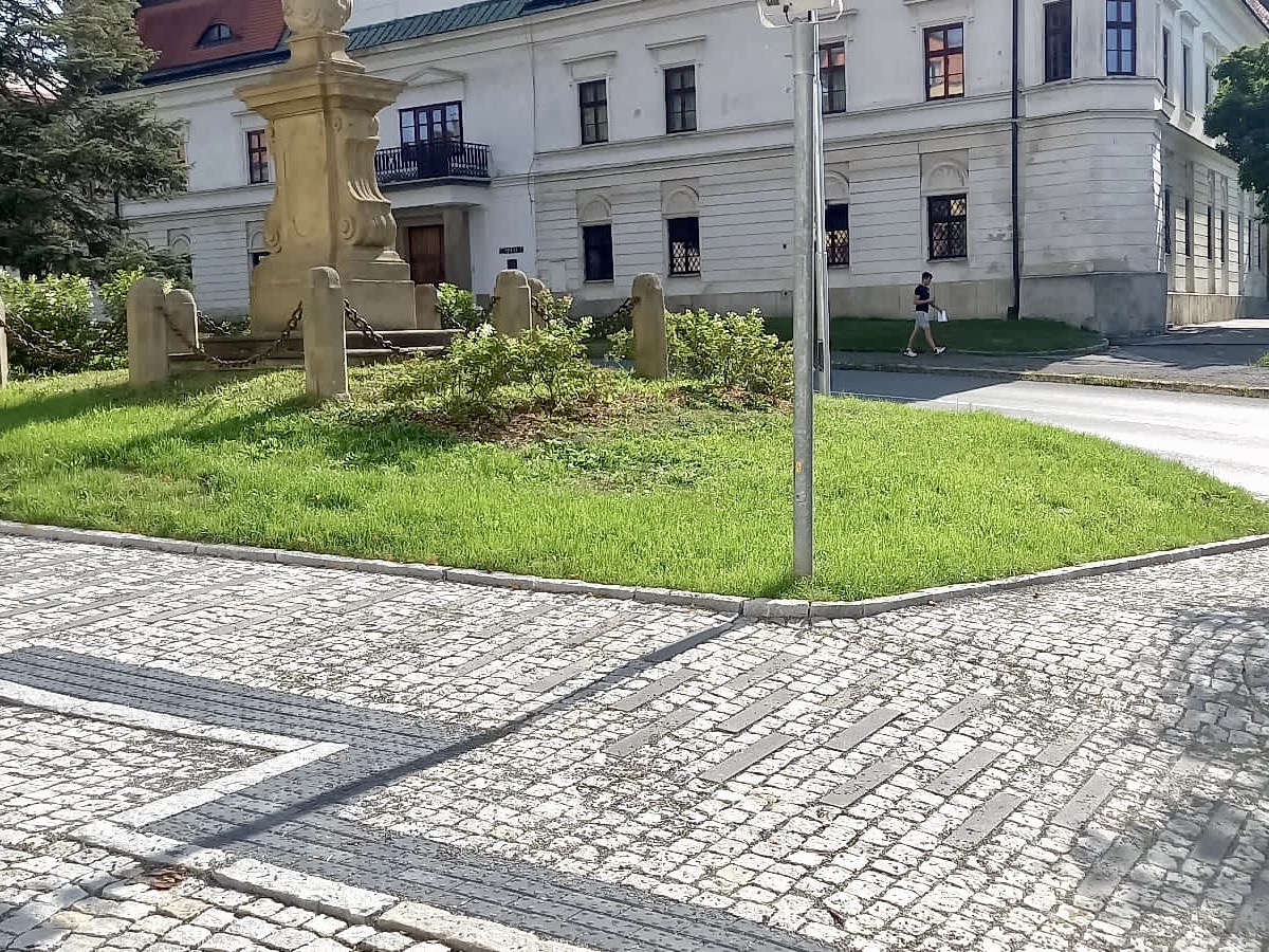 Vsetín – rekonstrukce Horního náměstí - Road and bridge construction