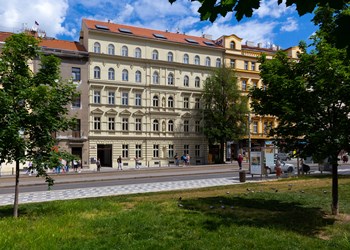 Rekonstrukce historické budovy v Praze na Žižkově - CZ